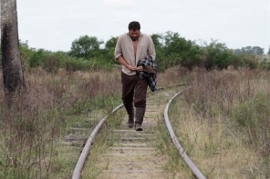 Artur (Thiago Lacerda), um idealista.